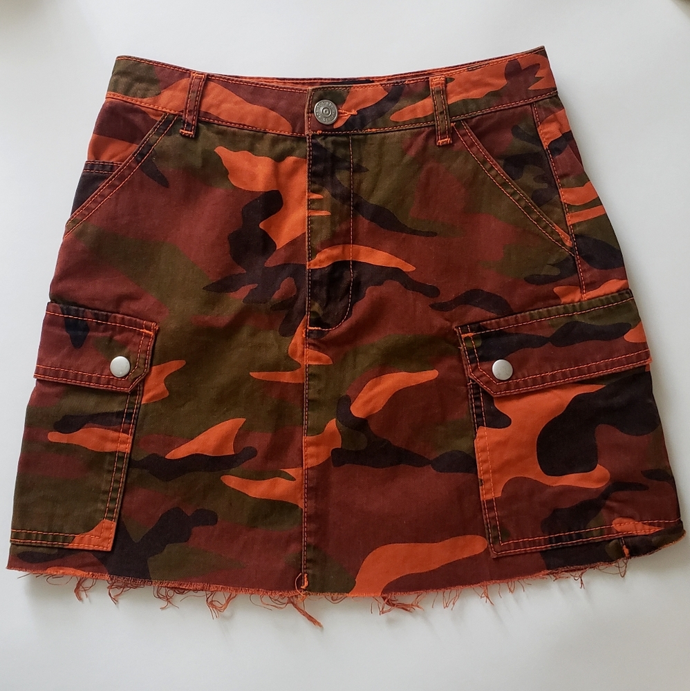 XS BDG Overdyed Camo Mini Skirt - Picture 4 of 8
